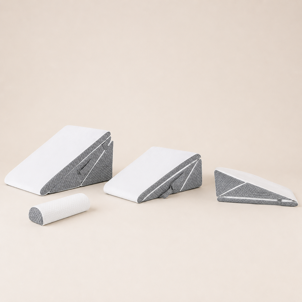 Lot de 4 coussins triangulaires — configurations