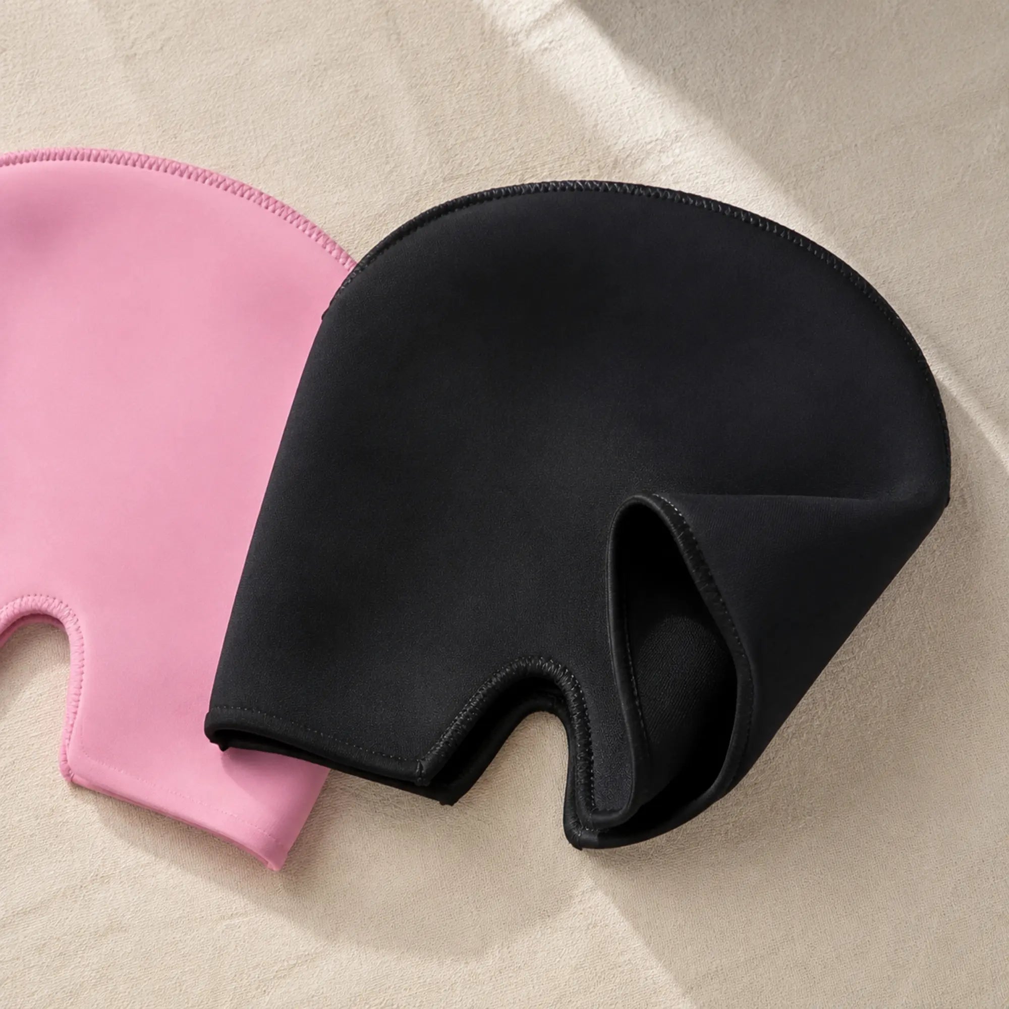 Détail de la matière souple du masque rafraîchissant en gel